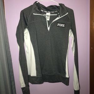 VS PINK QUARTER ZIP